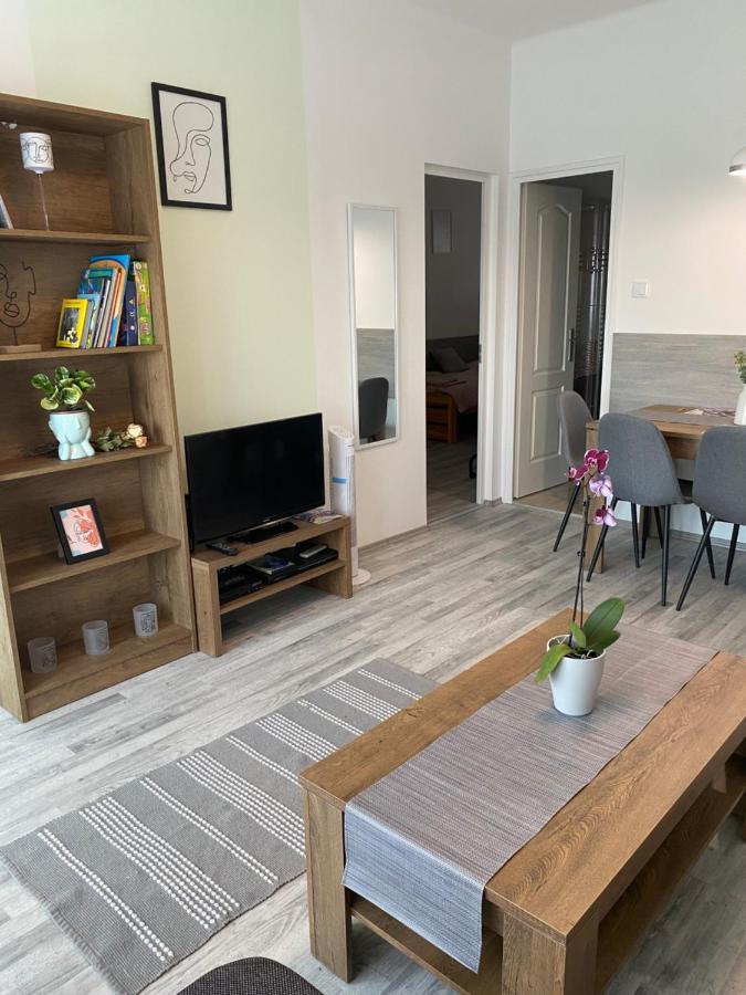 Katica Apartman Győr Exterior foto