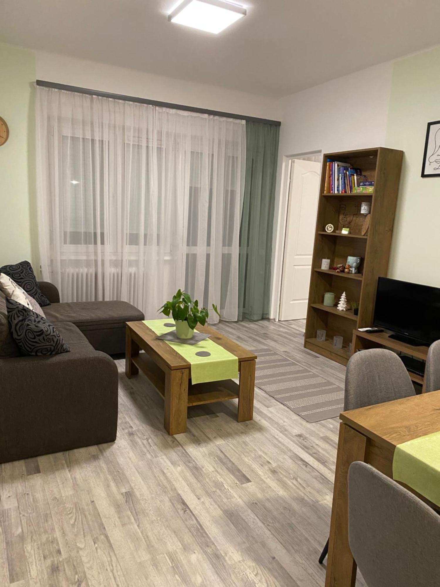 Katica Apartman Győr Exterior foto